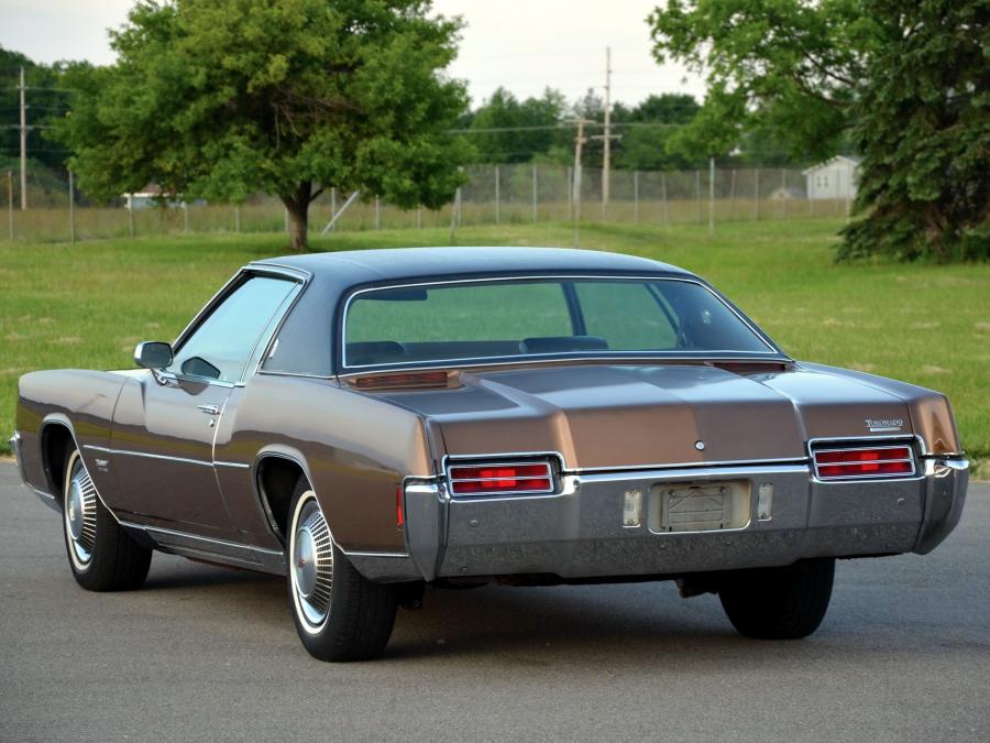  Oldsmobile Toronado 1972 года  (фото 6 из 9)